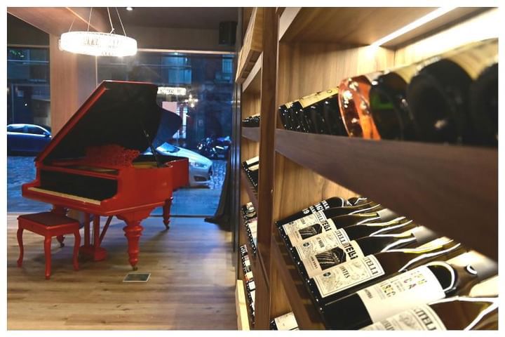 El piano rojo