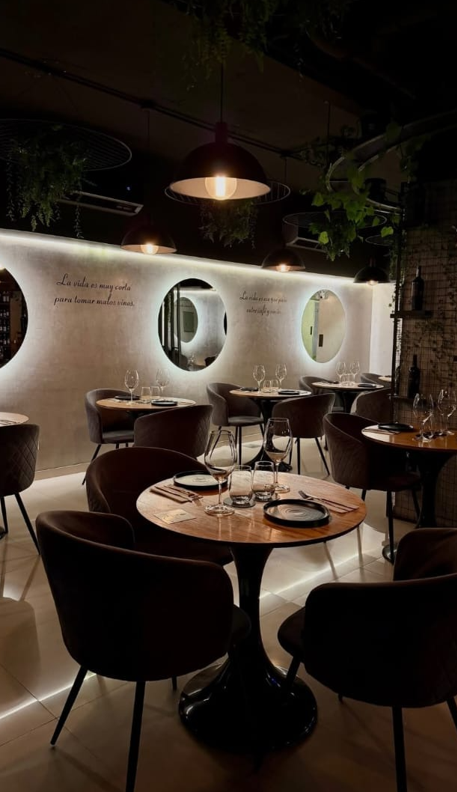 DELITO WINES BAR